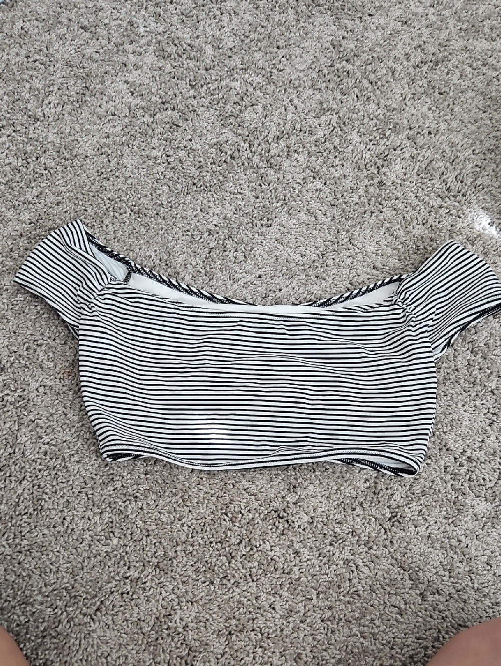 Striped Off-Shoulder Crop Bikini Top - Black & White